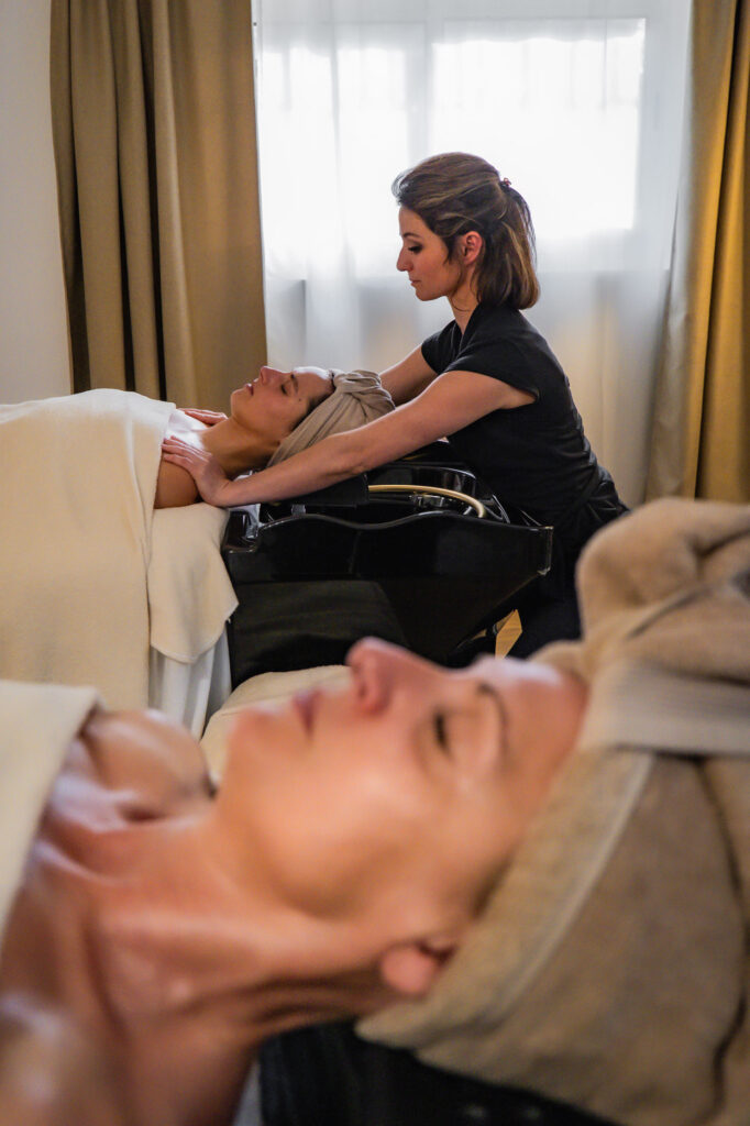 Head Spa en trio à Nîmes dans une cabine spa haut de gamme ambiance tamisée Le Spa de Mélanie